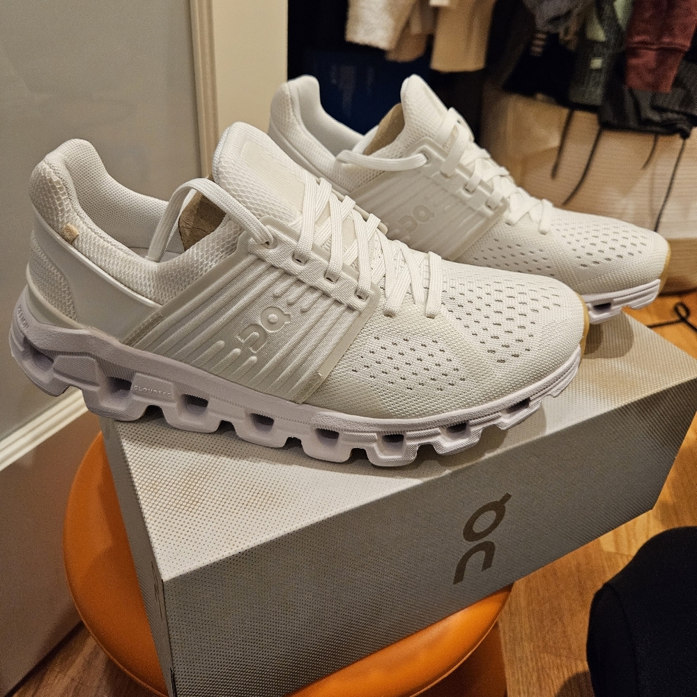 On Cloudswift Undyed 7.5 Womens